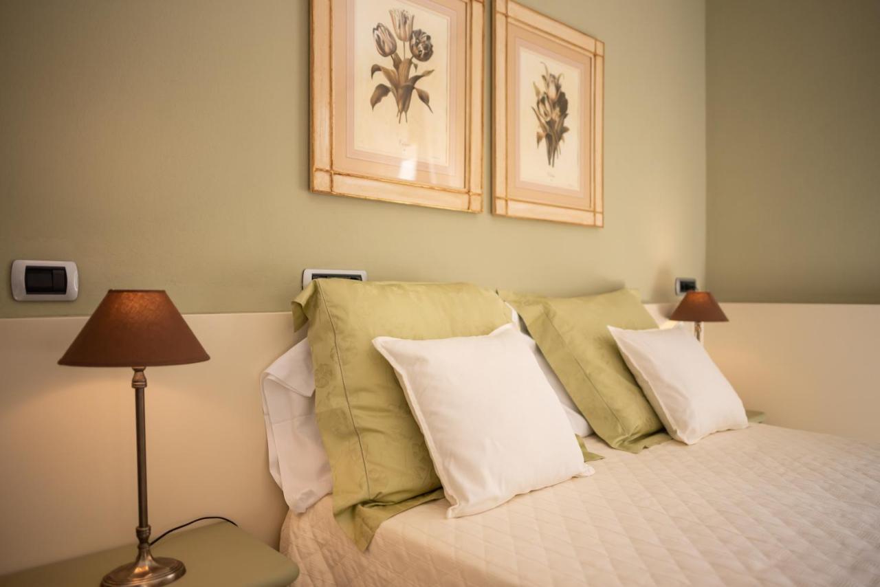Orosei Home Holidays - Rimediu Екстер'єр фото
